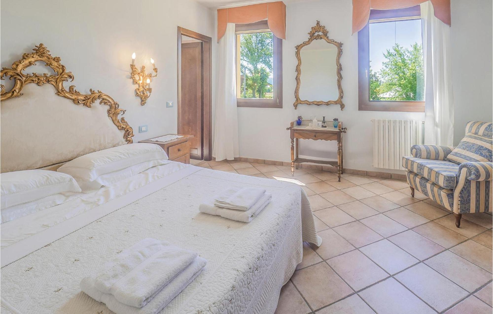 Awesome Home In Ariano Nel Polesine With Kitchen San Basilio 외부 사진